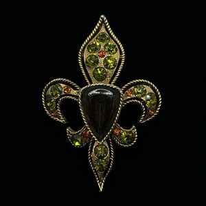 BSK Vintage Fleur De Lis Crystal Brooch/Pendant
